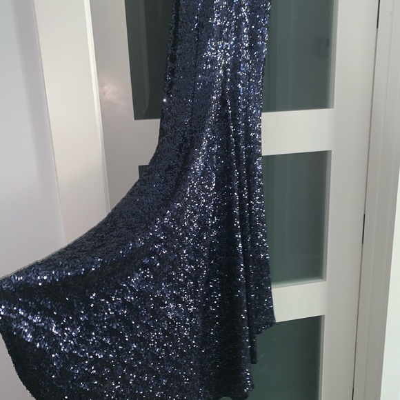 Talbot Runhof Formal long sequins dress - Picture 3 of 8